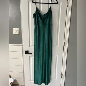 Silkfred Emerald Green Maxi Dress